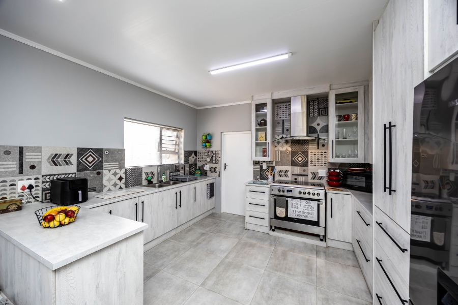 2 Bedroom Property for Sale in Cosy Corner Eastern Cape